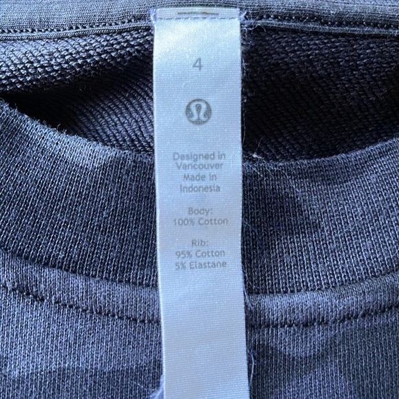 Lululemon Perfectly Oversized Crew in Camo - Picture 6 of 8